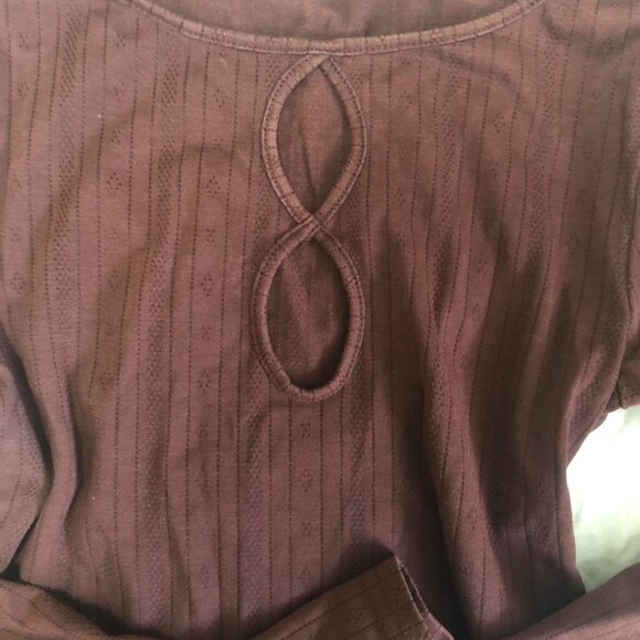 Brown long sleeve shirt with unique cutout detail - Picture 2 of 3